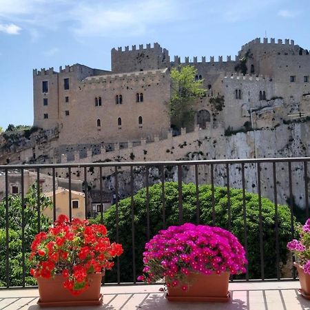 Villetta In Centro Storico Caccamo Exteriör bild